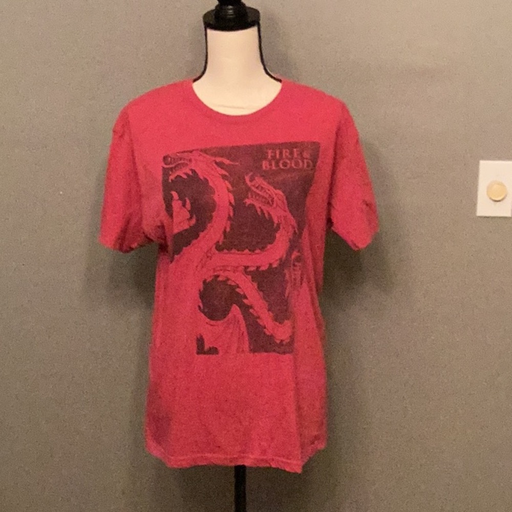Kids Large Medium Game of Thrones “Blood and Fire” Graphic Kids Tee EUC